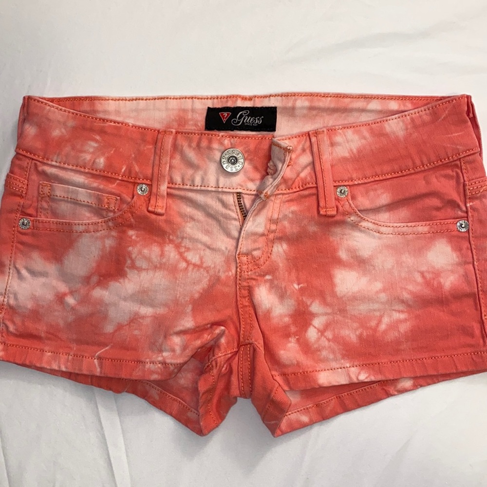 Women’s shorts- Guess size 25